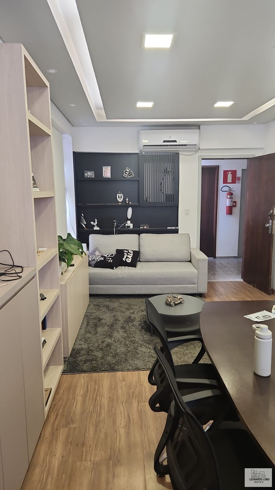 Locação de sala comercial mobiliada no Funcionarios